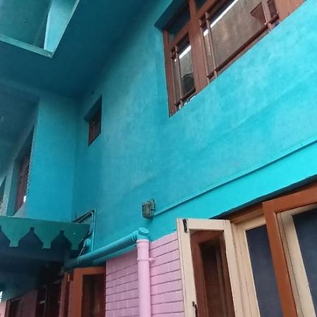 Unique Guest House Srinagar  Exterior photo