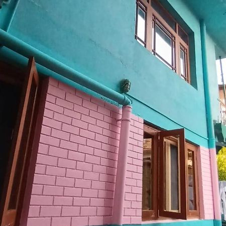 Unique Guest House Srinagar  Exterior photo