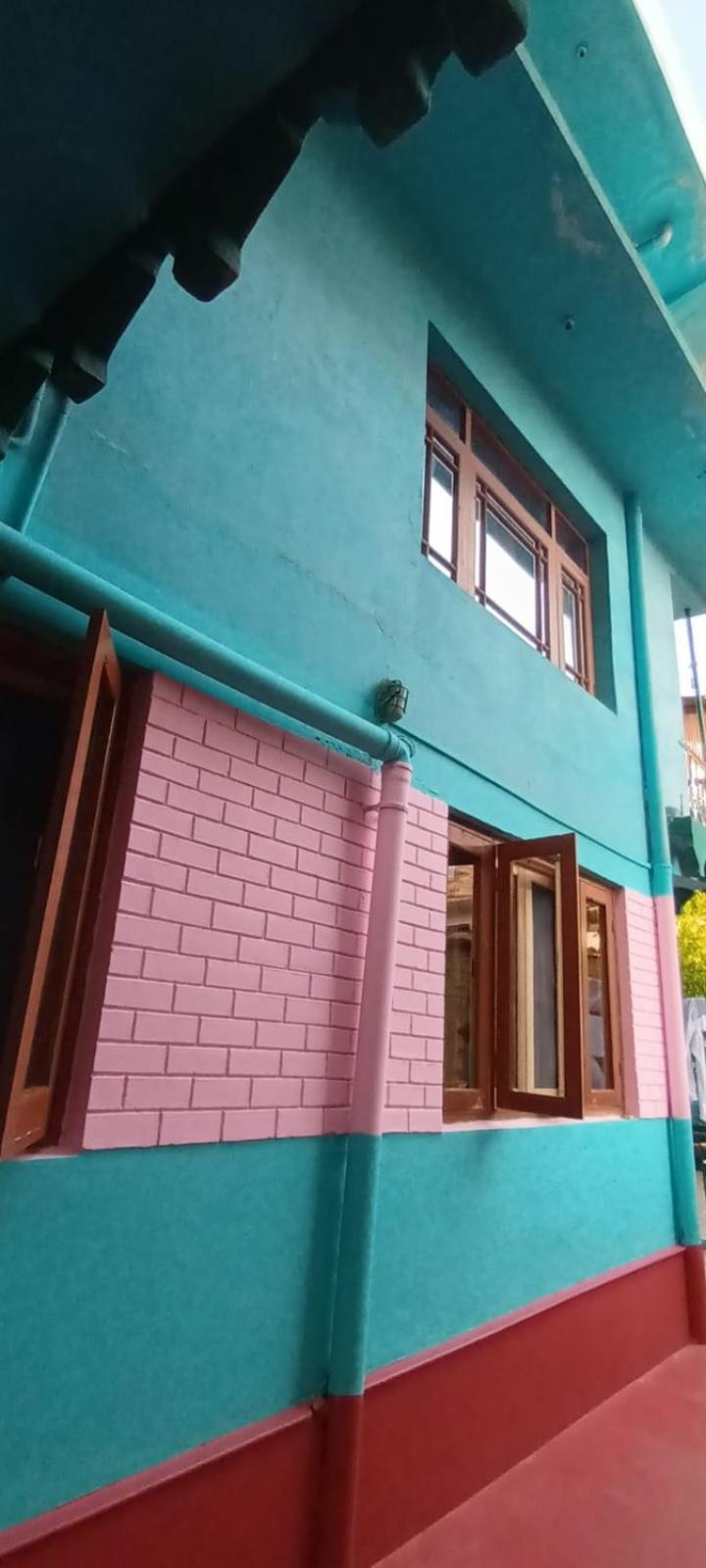 Unique Guest House Srinagar  Exterior photo